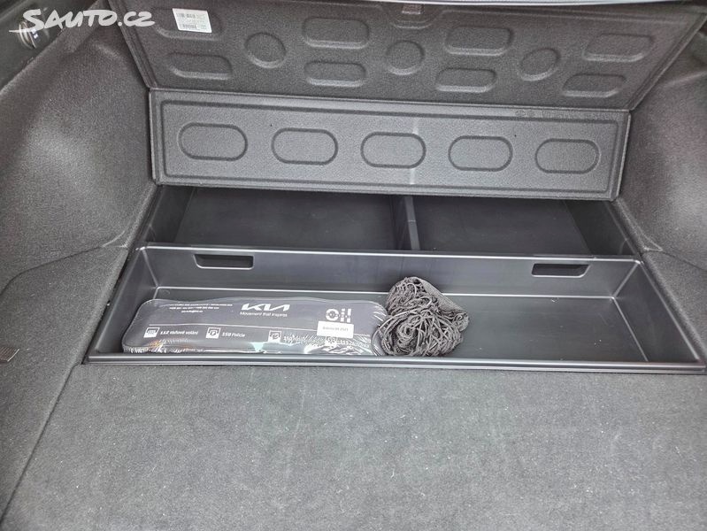 Kia Cee´d, 1,5TGDi, ZÁRUKA, SERVIS, GUMY - 7