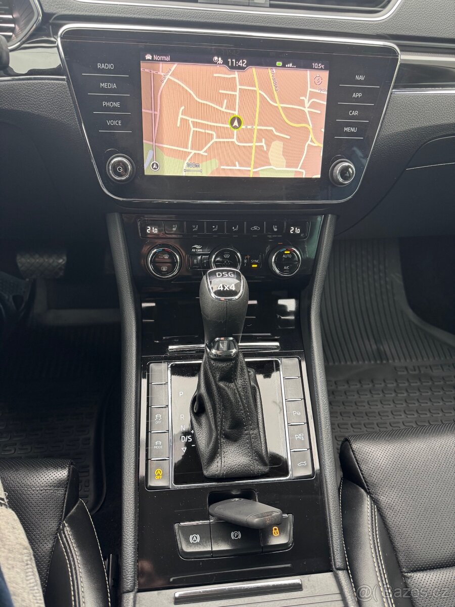 SUPERB Combi 4X4 L&K DSG 147KW WEBASTO ACC DCC KAM TZ DPH - 7