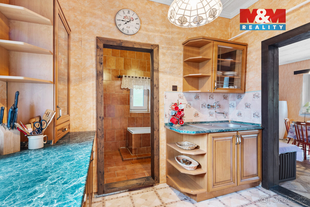 Prodej rodinného domu, 1304 m², Česká Lípa, ul. Husova - 7