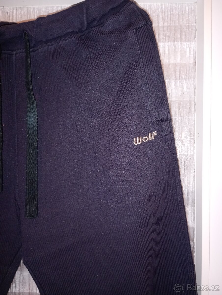 Černé a modré tepláky zn.Wolf vel.M - 7