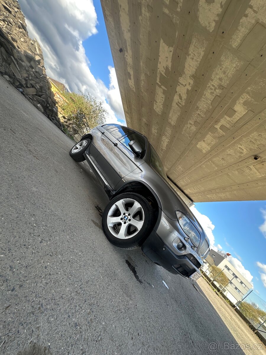 BMW x5 3.0d - 7