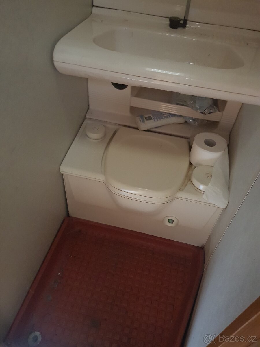 Karavan hobby de luxe - 7