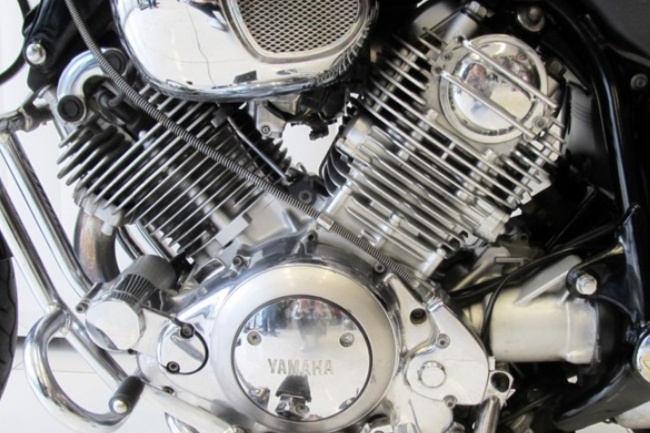 YAMAHA VIRAGO XV 1100 - 7