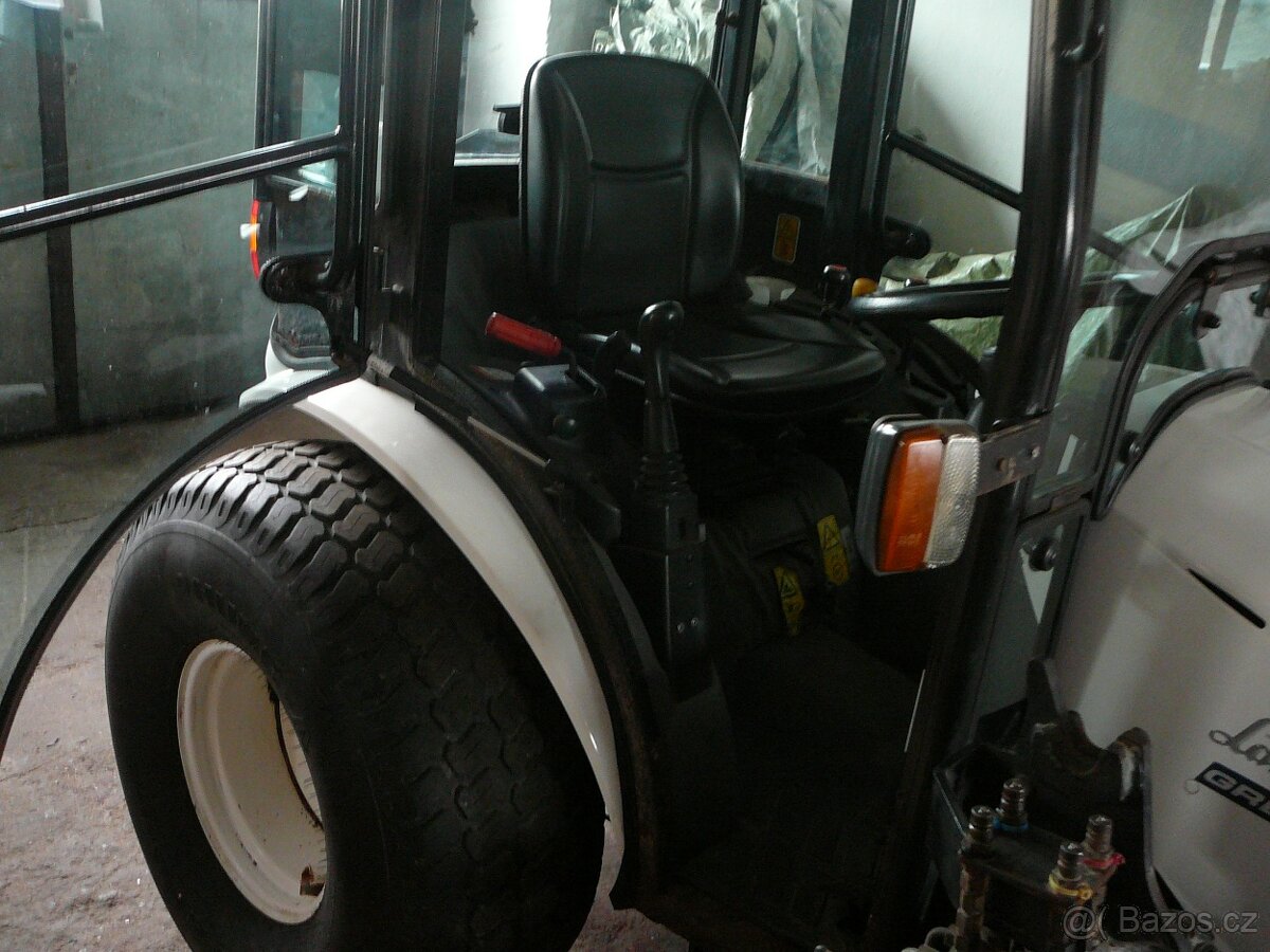 Malotraktor, čelní nakladač - 7