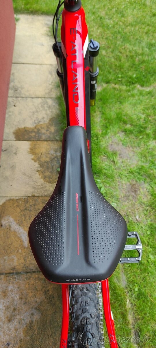 Crussis E-Atland 7.7 - 7