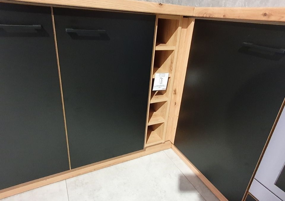 Nová kuchyně TERINA – 235 × 325 cm – skladem - 7