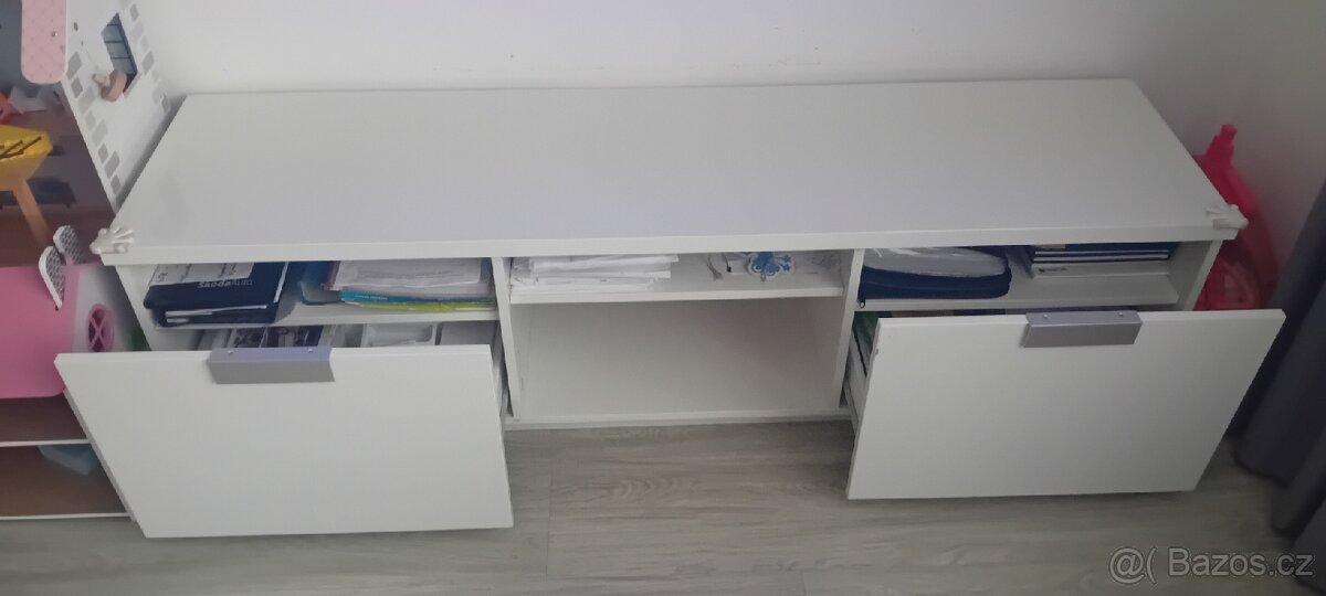 Televizní stolek - 7