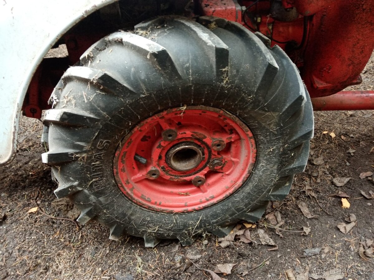 MF 70 + příslušentsví - 7