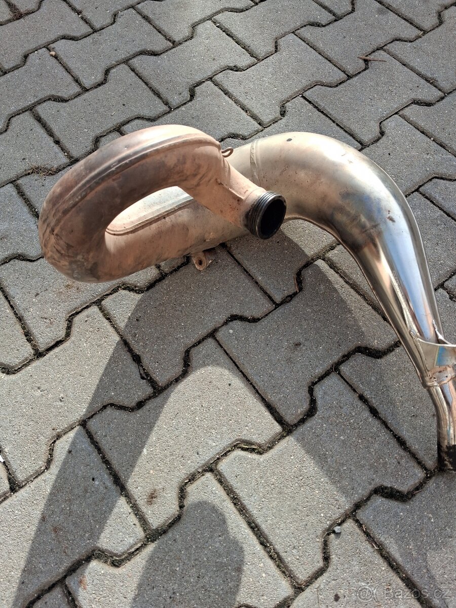 KOLENO VYFUKU KTM EXC - 7