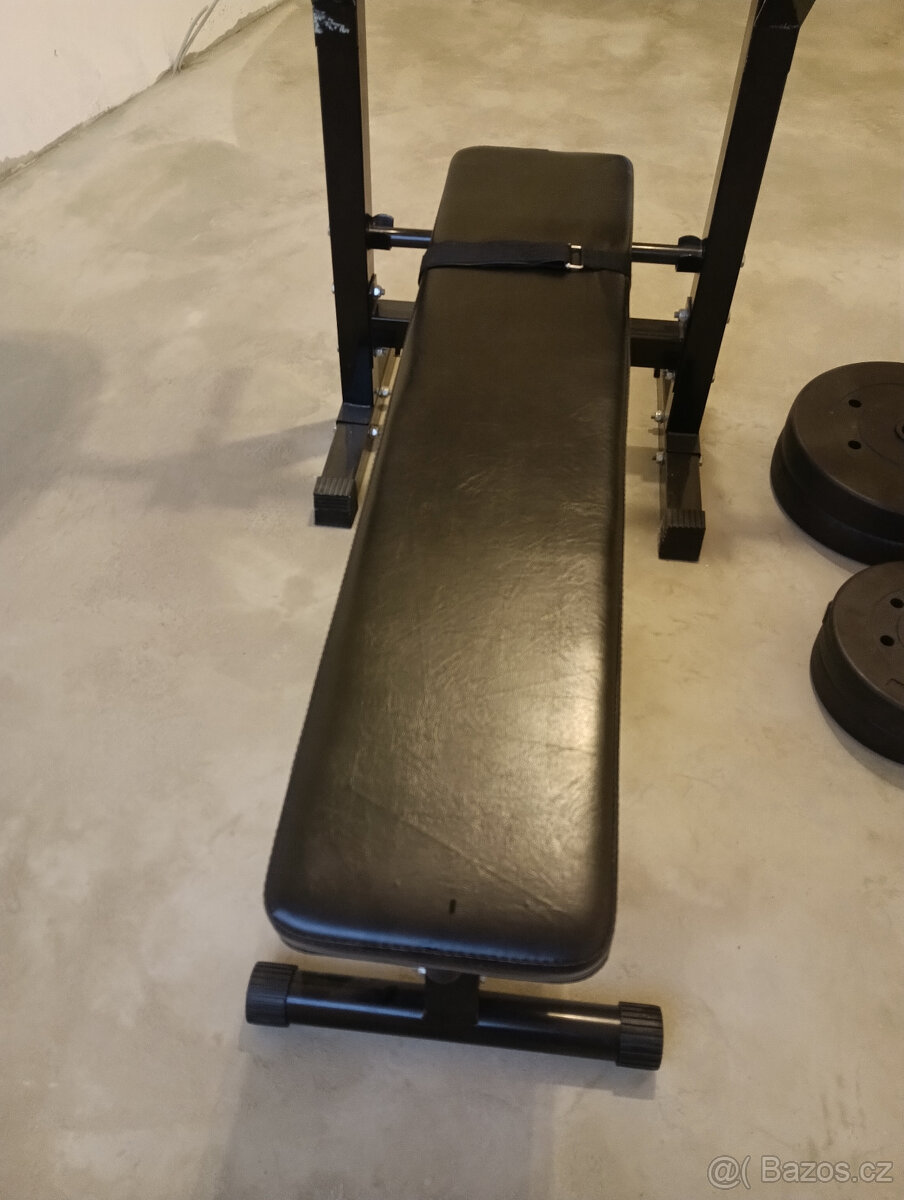 Lavice a dvourucni cinka na posilovani Bench press - 7