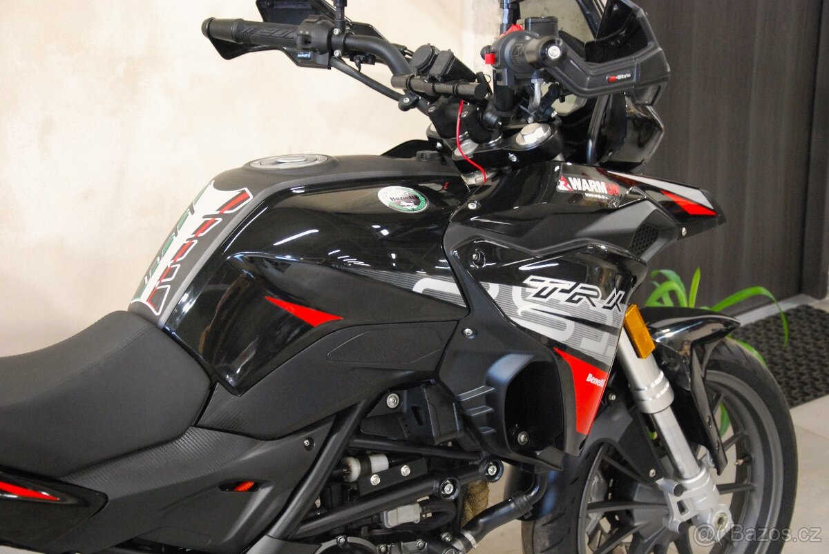 Benelli TRK 251 - hezký stav, 2. maj, původ ČR - 7
