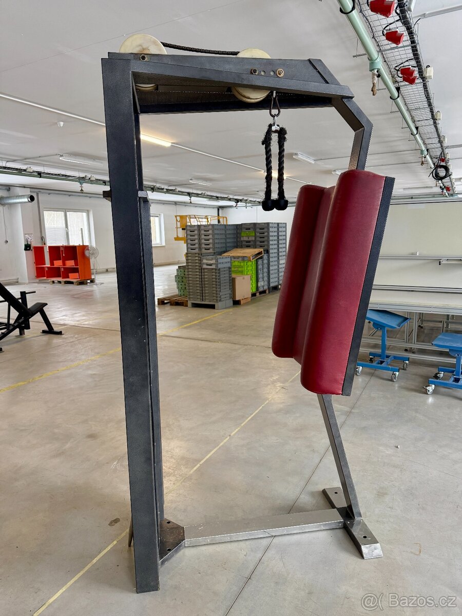Posilovací věž - 7