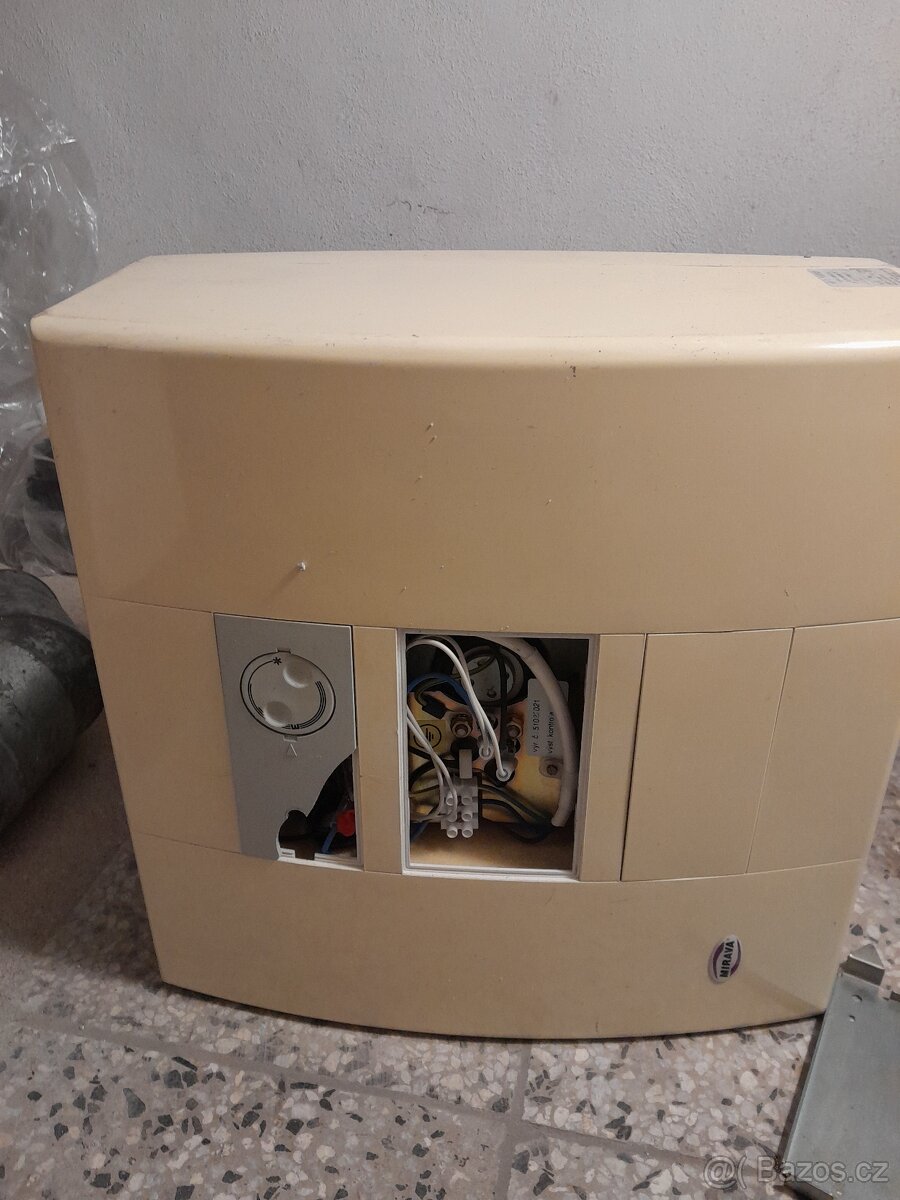 OHŘÍVAČ VODY MIRAVA 2,5 kW/10 l - 7