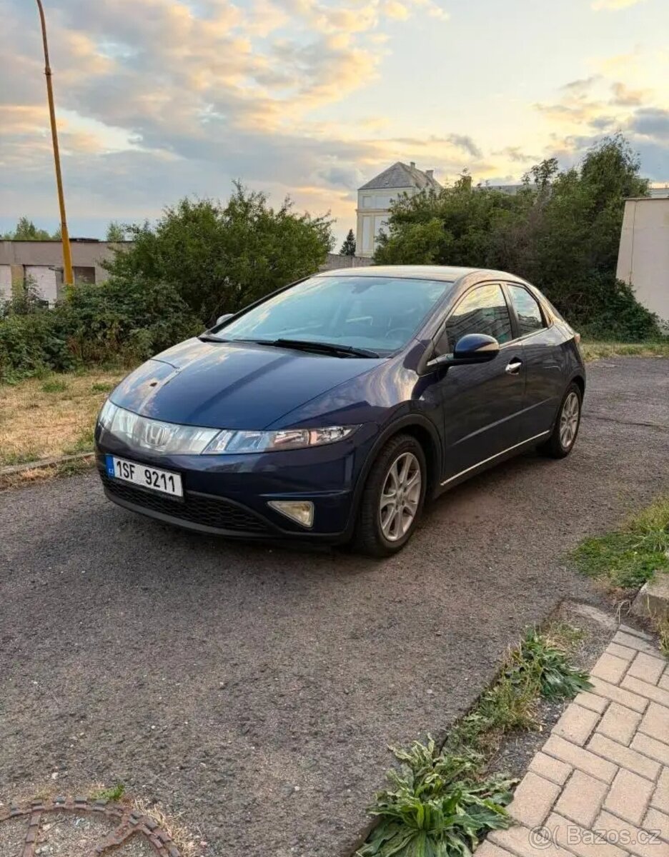 Honda civic 2.2 i-CTDi Ufo - 7