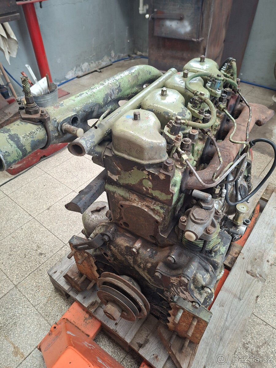 Motor zetor 6701. - 7