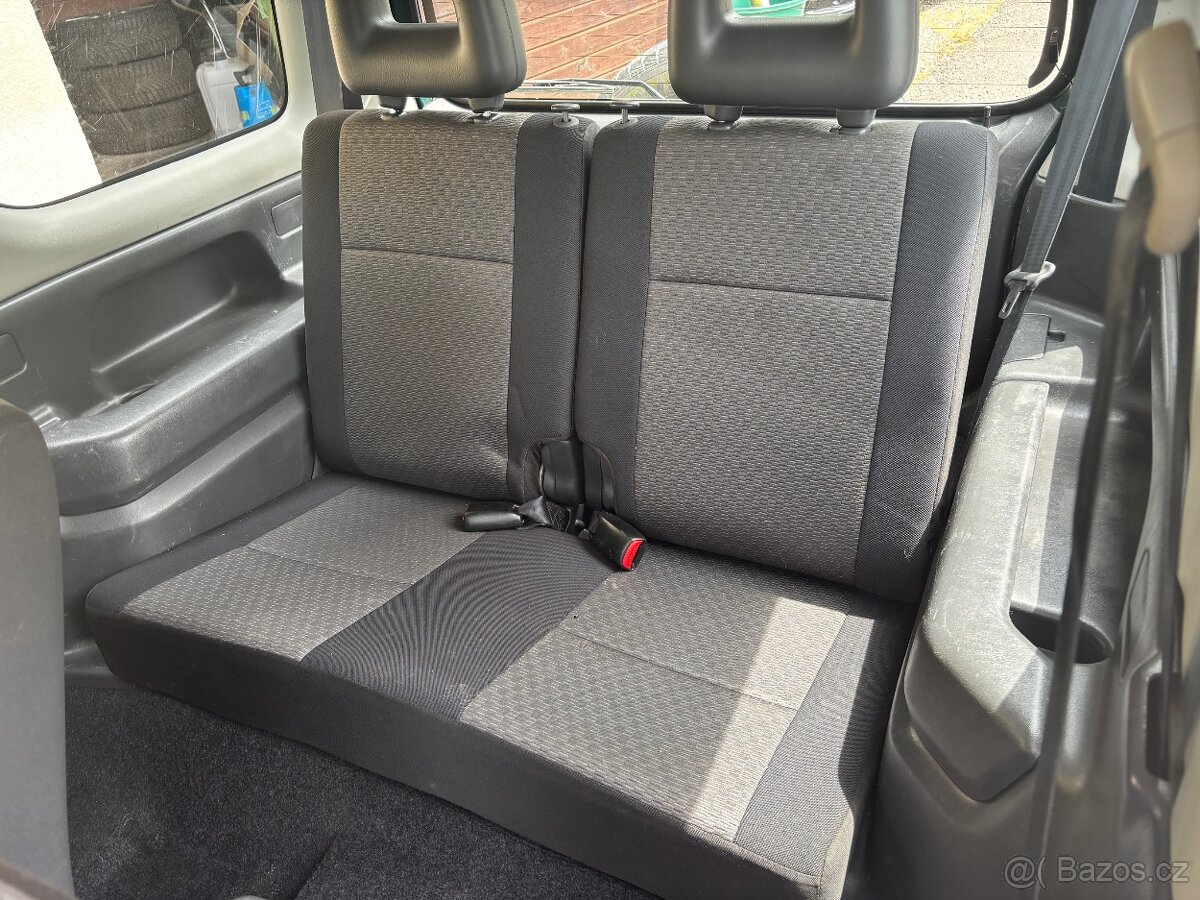 Suzuki Jimny 4x4 - rok2008,najeto101578KM,1.3benzín,62kw - 7