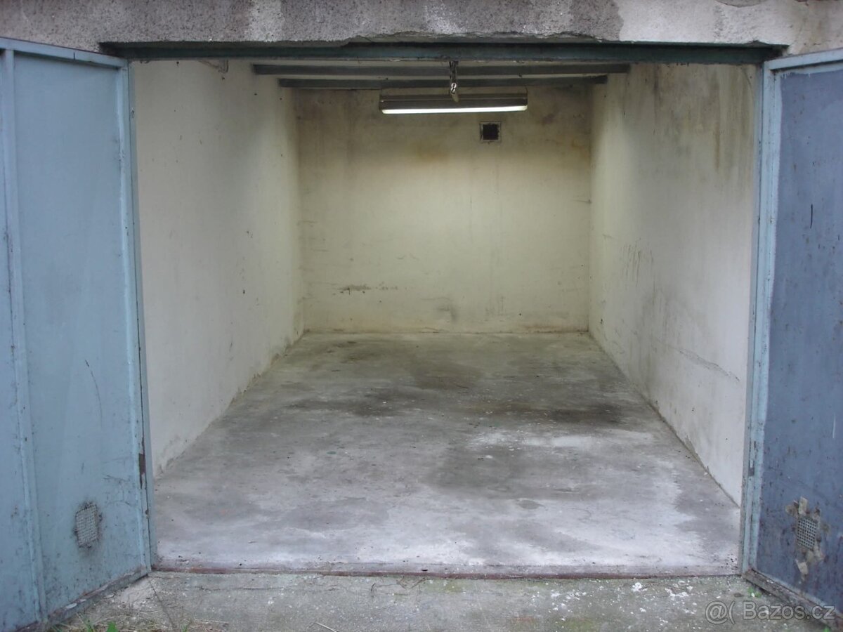 Prodej souboru 7 garáží, ul. Průhonická, Praha 10-Záběhlice - 7