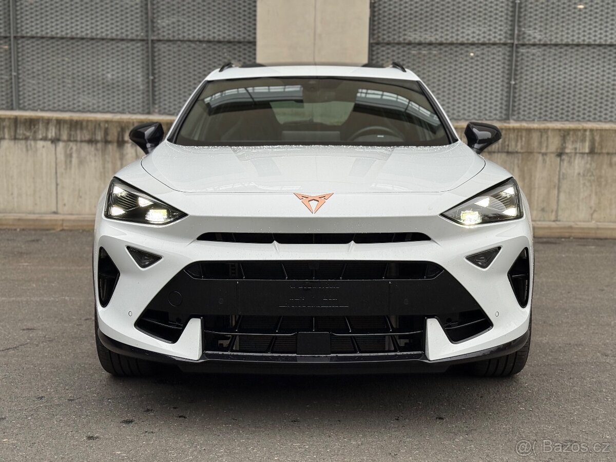 Cupra Formentor VZ, 4x4, 245kw, tažné, TOP výbava - 7