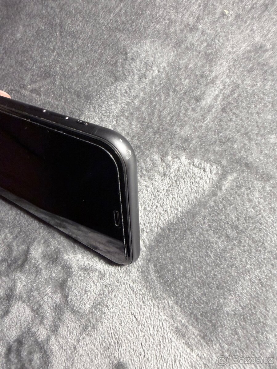 IPhone 11 černý 64 gb - 7