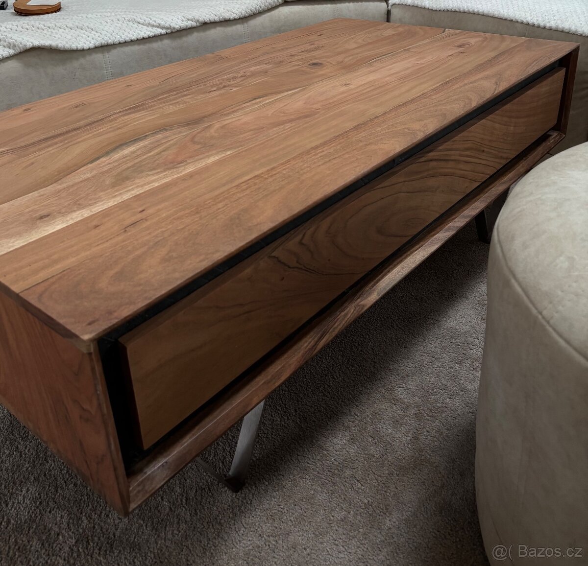 Konferenční stolek - 7
