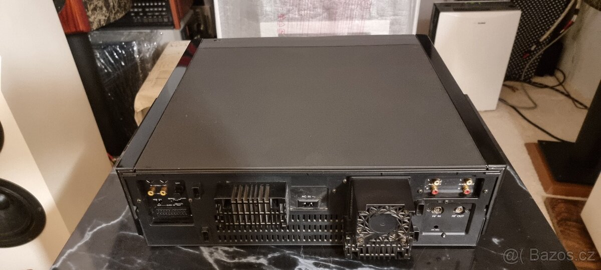 PANASONIC NV-V8000 - 7