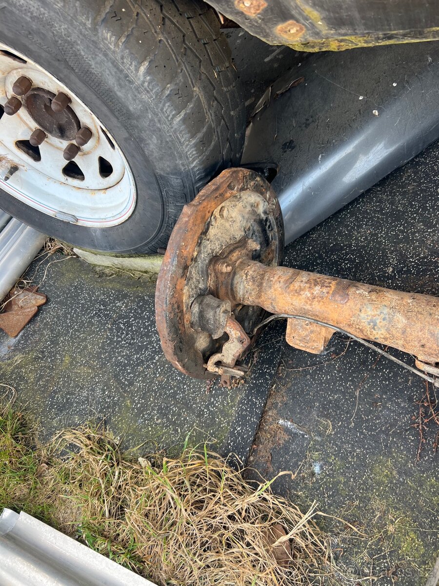 Zadní náprava 4Runner. - 7