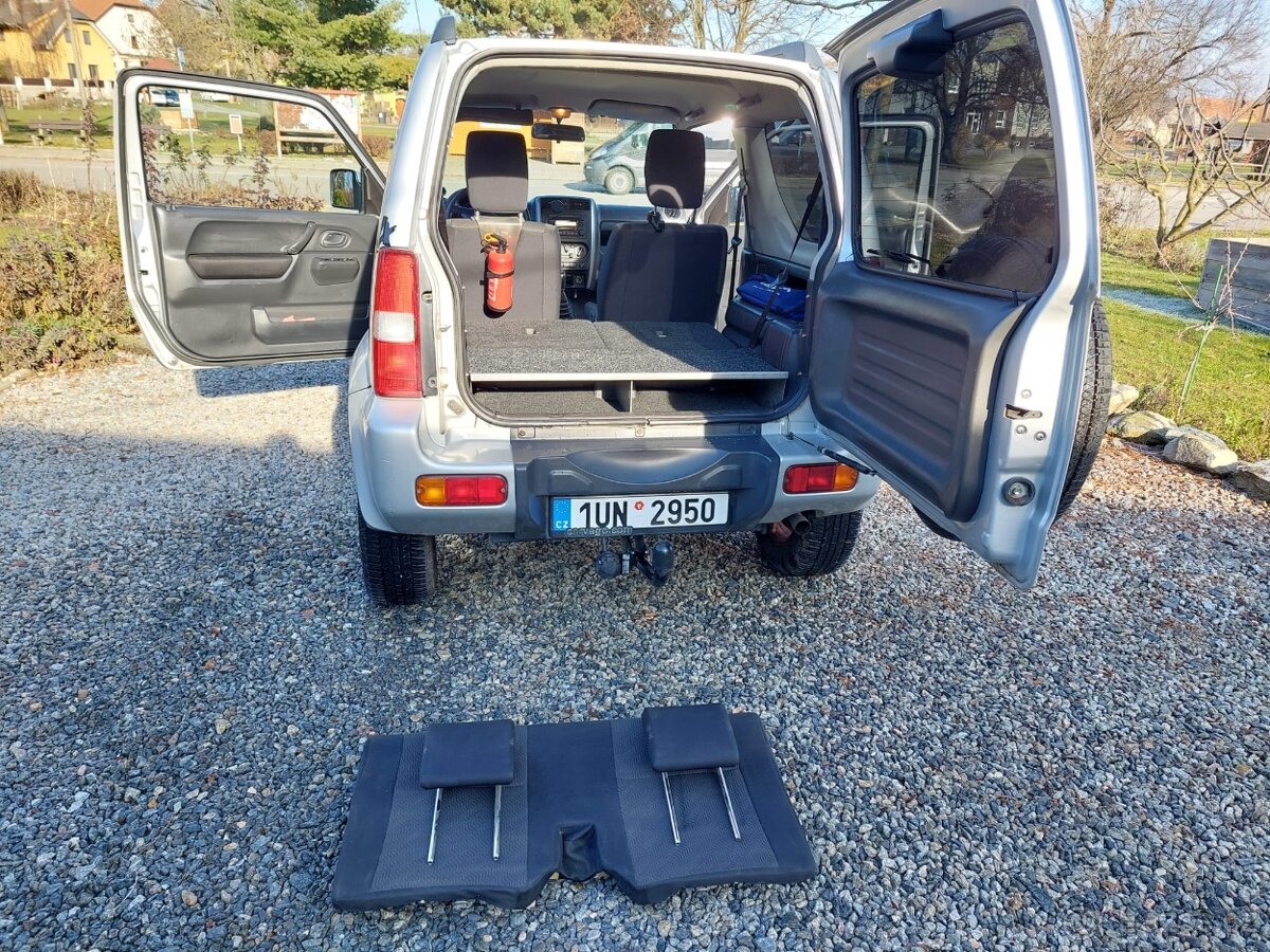 Prodám Suzuki Jimny 2014 - 7