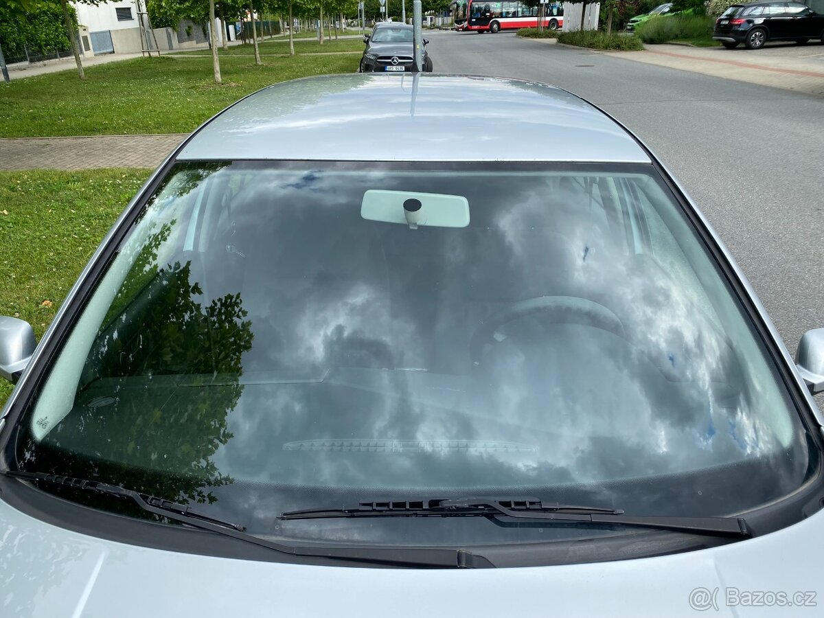 Volkswagen Golf 4 1,4 l 55 kW - 7