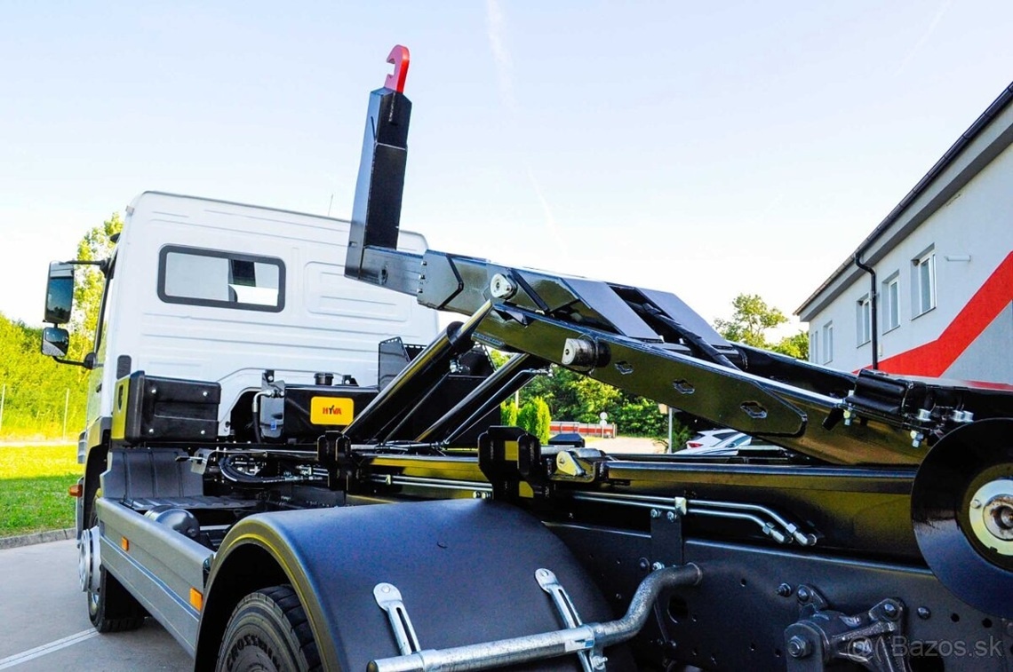 MERCEDES ATEGO 1218 - 12T NOVÝ HÁKOVÝ NOSIČ KONTEJNERŮ EU5 - 7