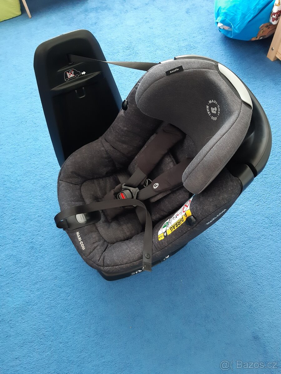 MAXI COSI AxissFix Nomad Black - 7