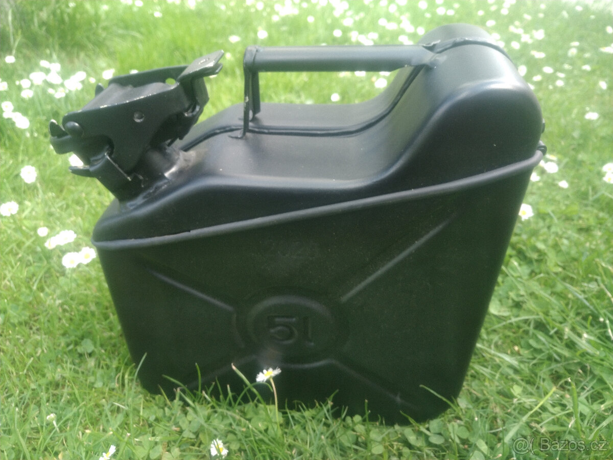 Kanystr jako kufr - 7