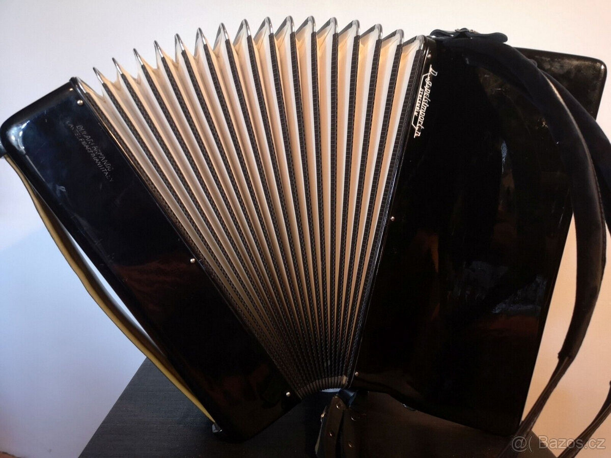 Akordeon Bugari Armando (35 plátků) - 7