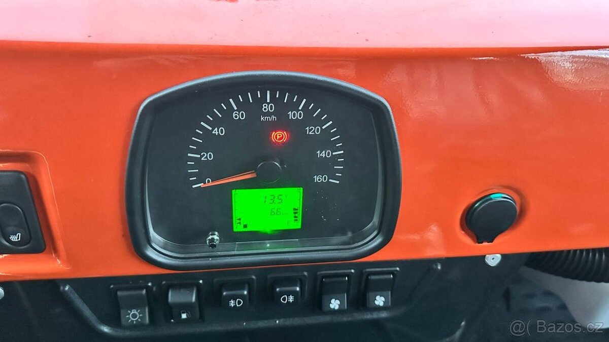 UAZ Buchanka 3909 - 7