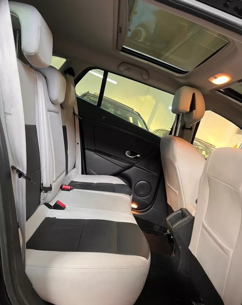 RENAULT MEGANE 1.5Dci GT LINE 2012 - 7