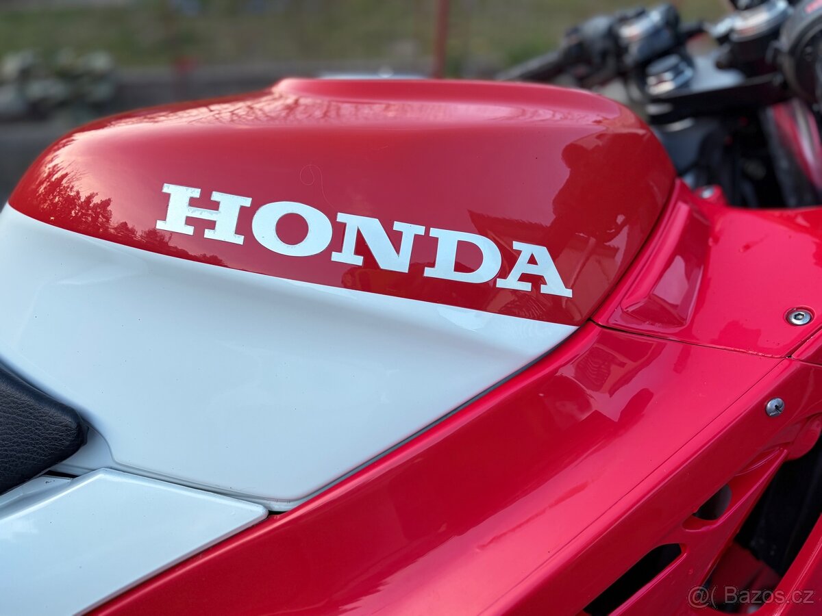 Honda cbr 600 - 7