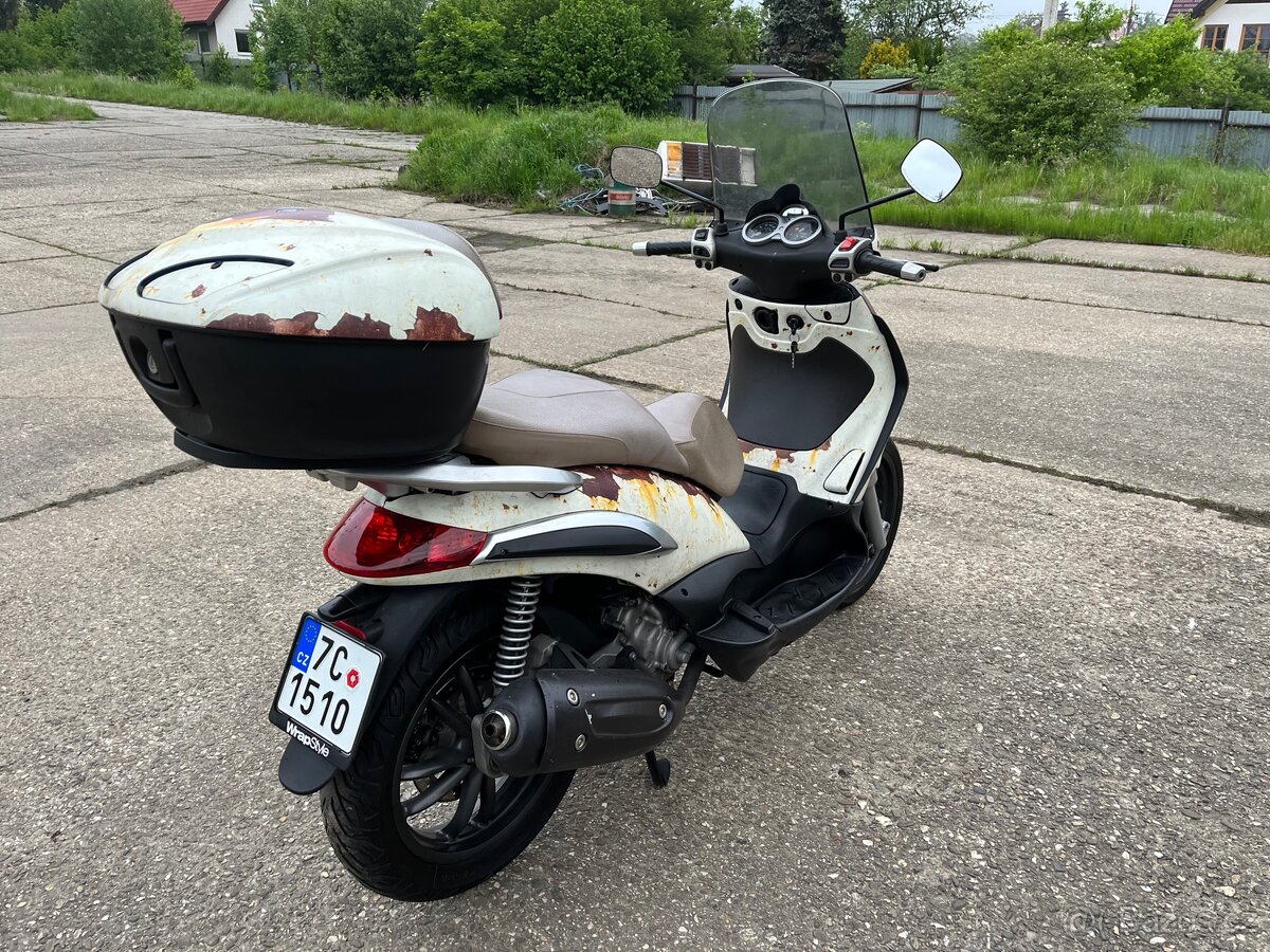 Piaggio Beverly 250 - 7