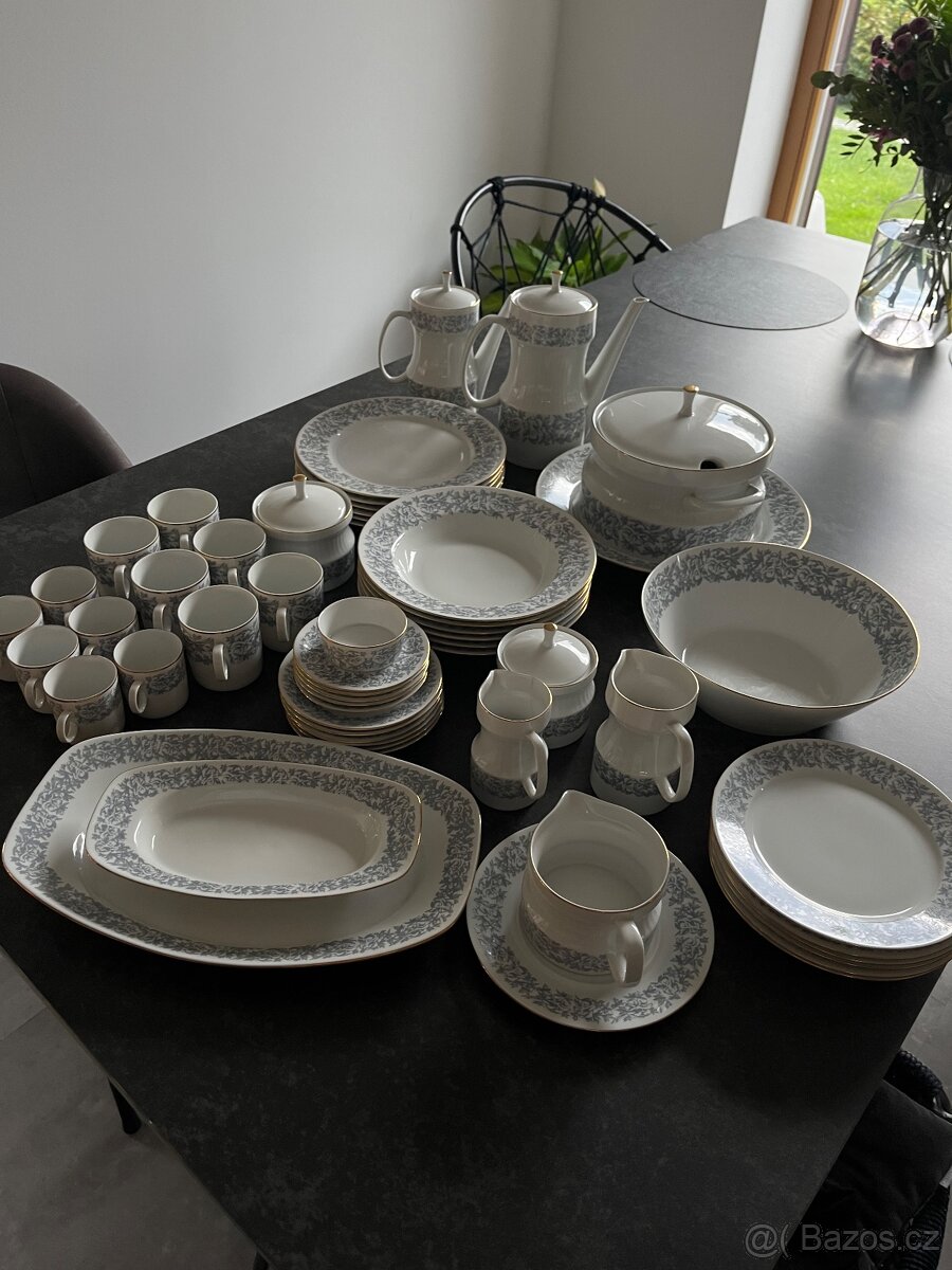 Jaroslav Ježek, porcelánka Loučky, Nefertiti 32 - 7