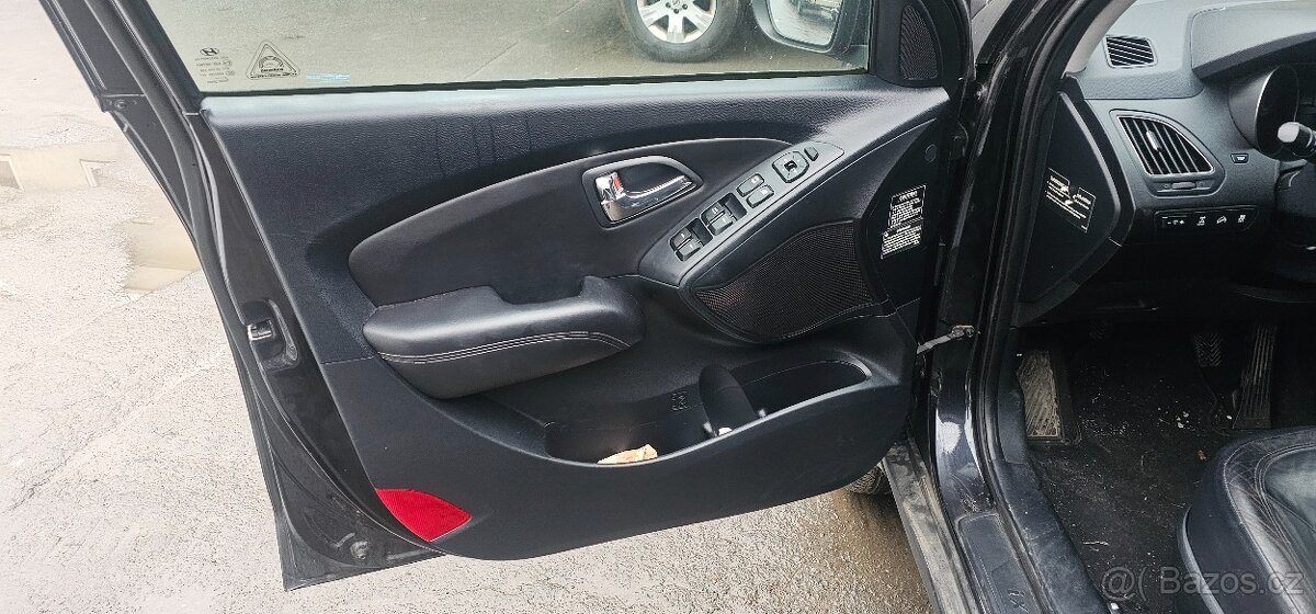 Hyundai ix35 2.0 CRDI 135kw 2011 díly - 7