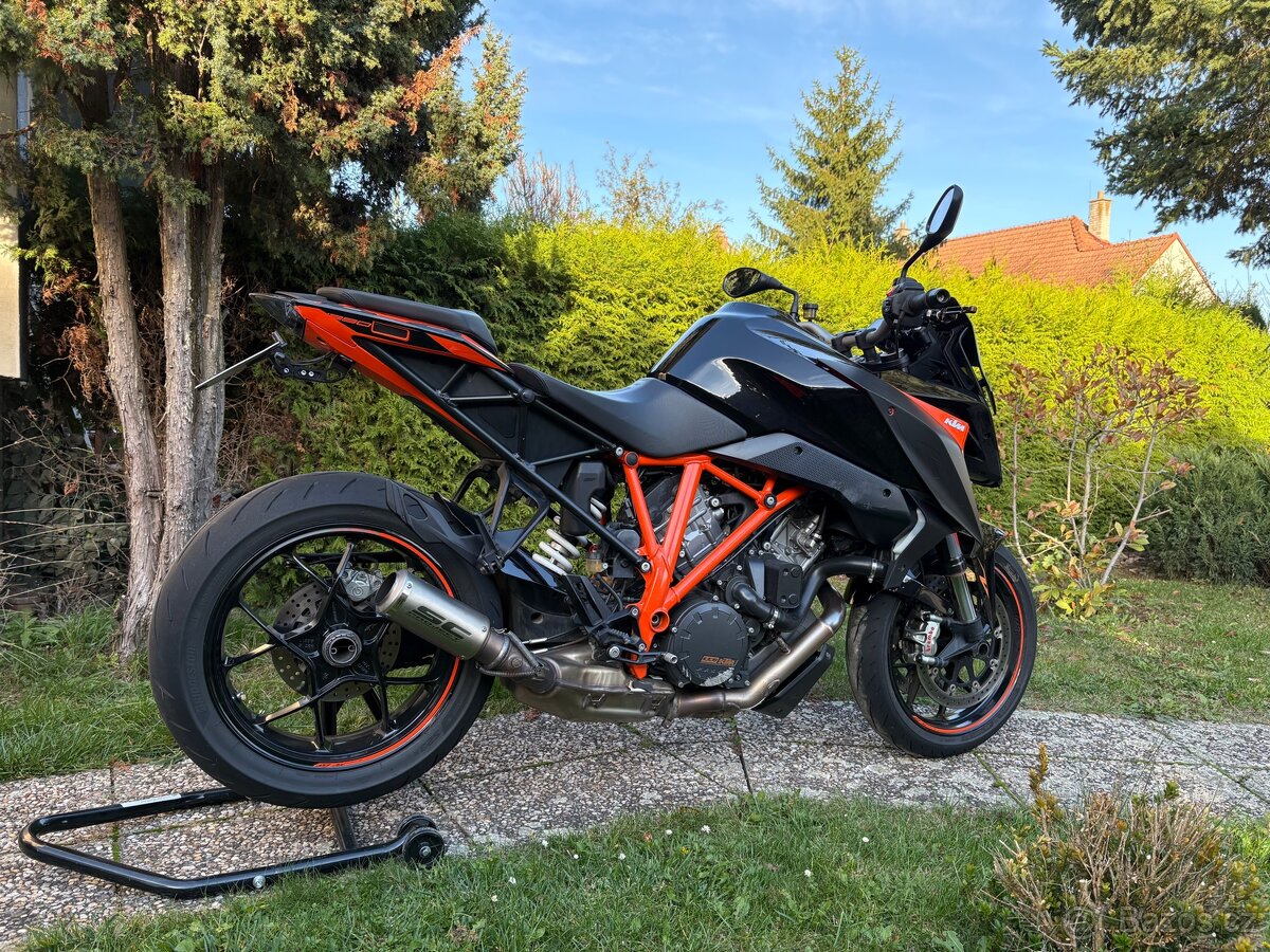 KTM Superduke 1290 GT - 7