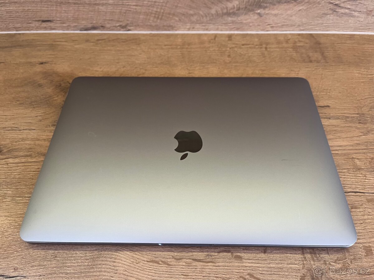 MacBooky Pro a Air 2015-2019 - 7