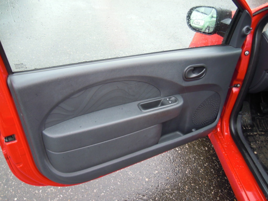 Renault Twingo 1.2i 55kw(75hp) r.v.7/2012 - 7