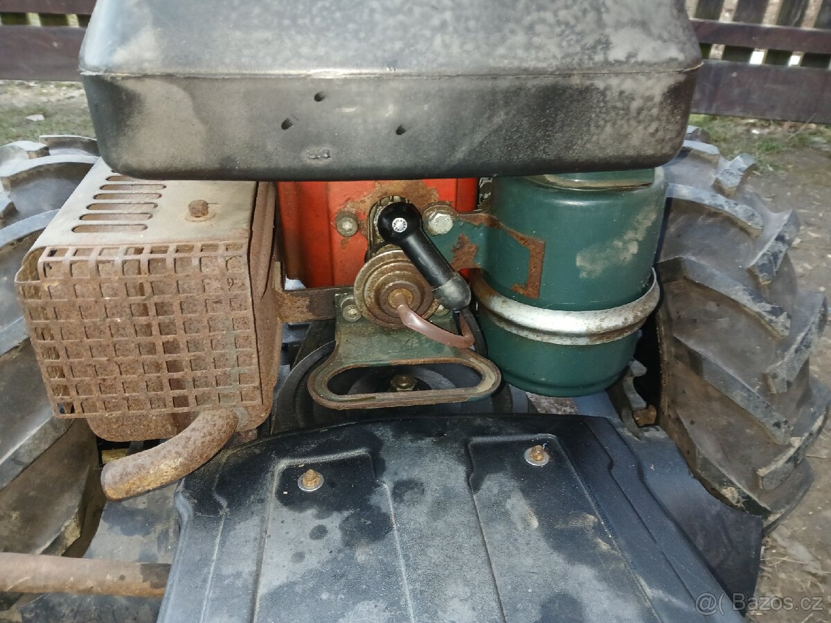 Bubnova sekačka DAKR s motorem VARI - 7