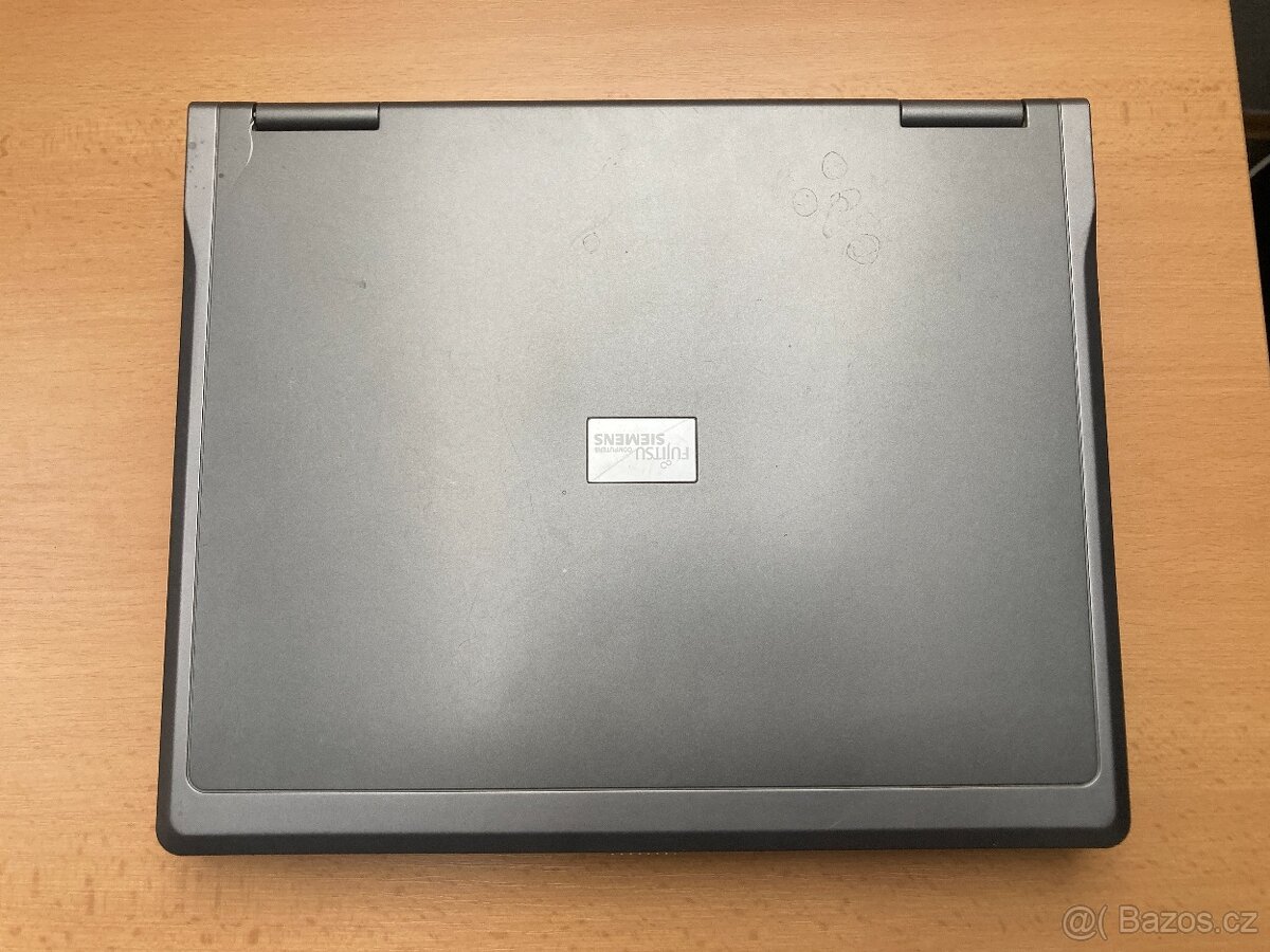 Retro notebook Fujitsu Siemens Amilo | Napájecí adaptér - 7