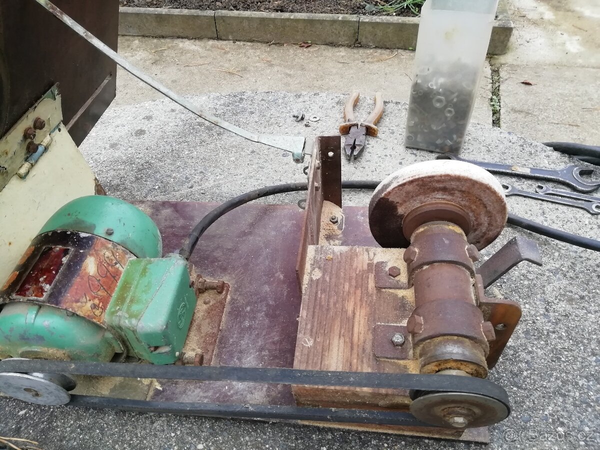 Cirkulárka/Bruska 380V/250W - 7