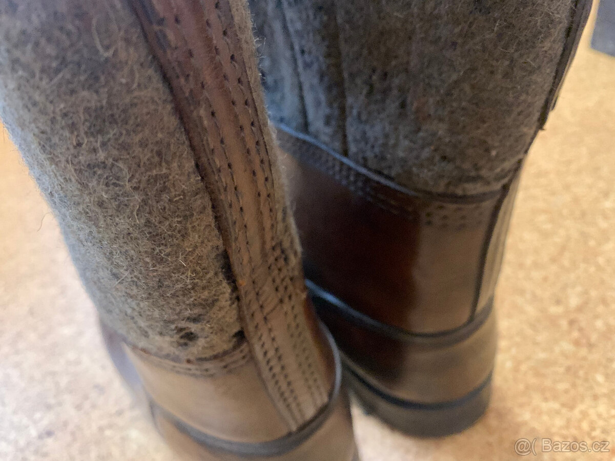 Flokovane stare vojenske zimni kozene boty nemecke WH,SS - 7