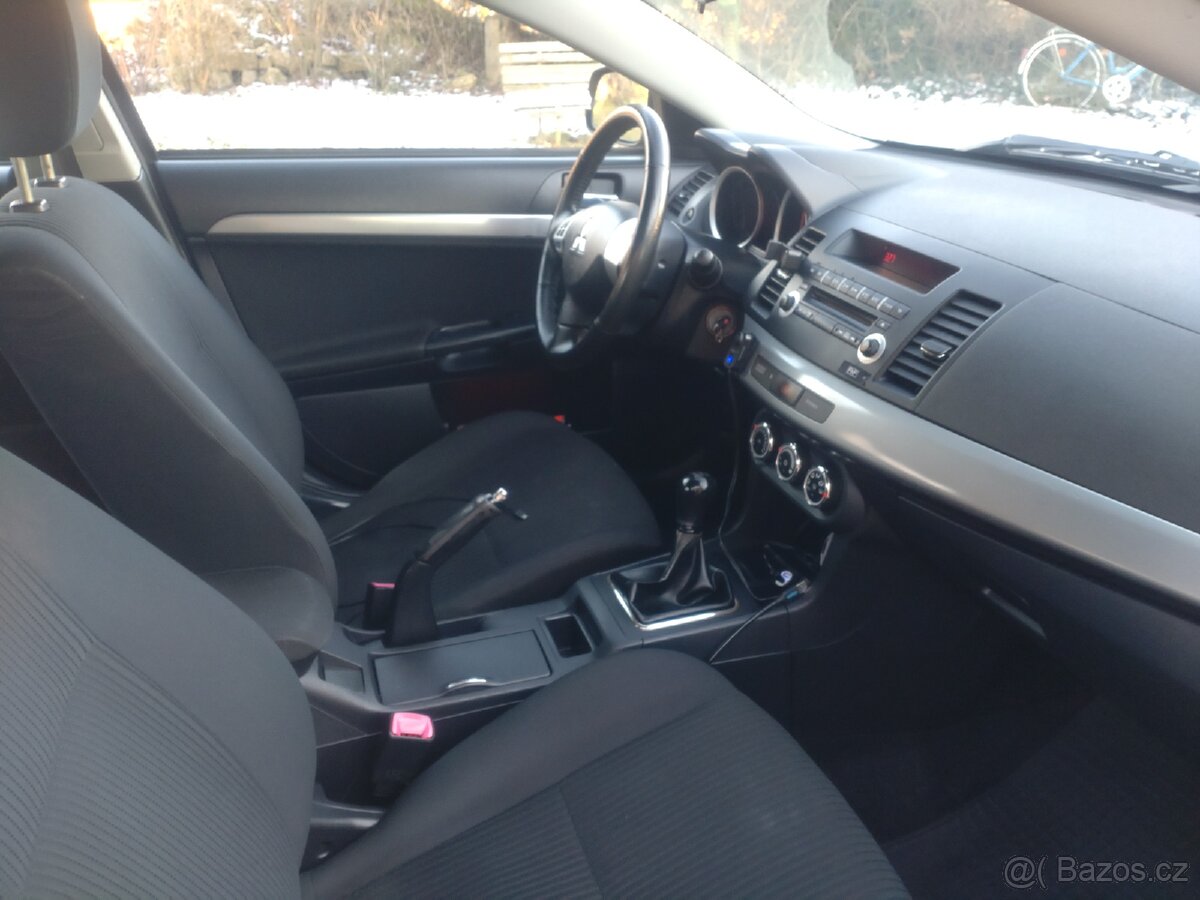 Mitsubishi Lancer 1.5 80 kW 2011 - 7