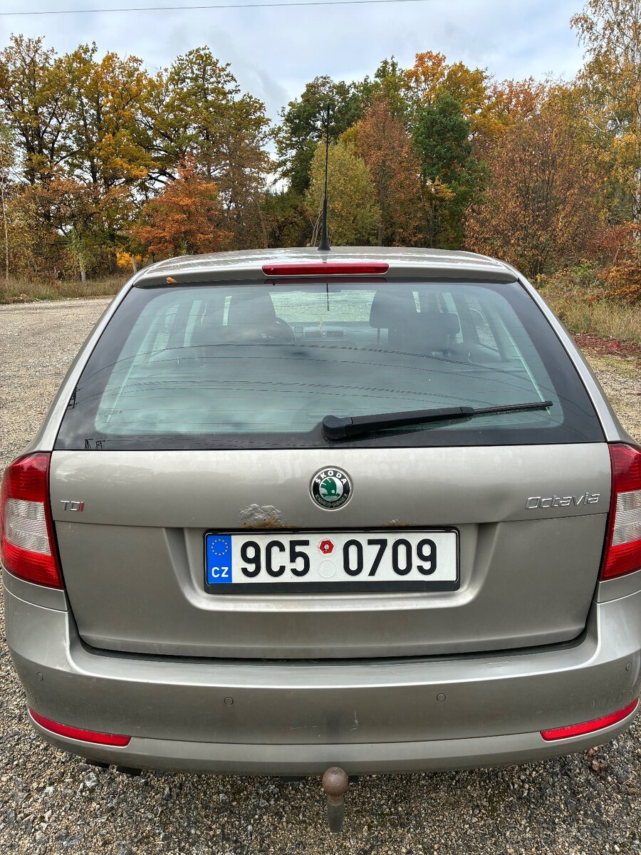 Škoda Octavia 2.0 TDI 103 kw - 7