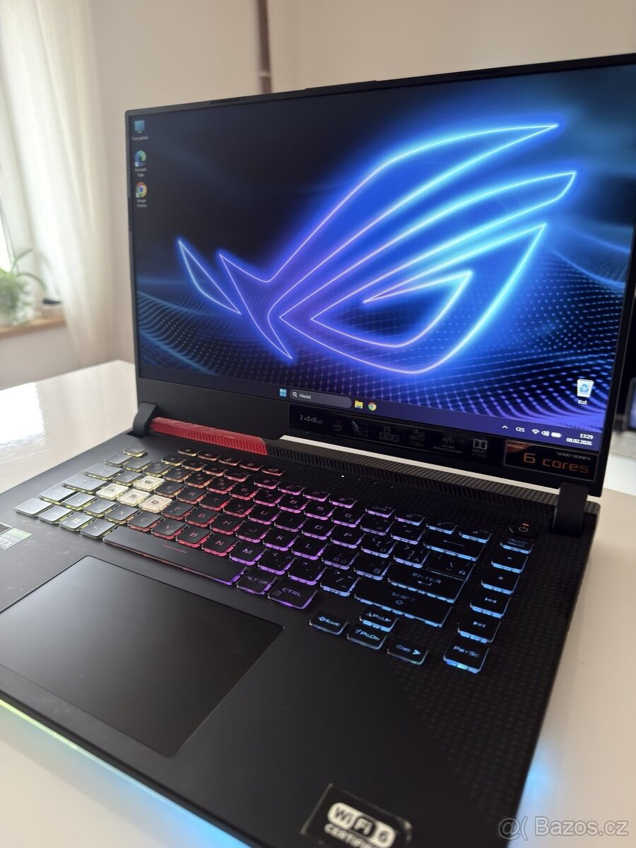 Prodám herní notebook Asus Rog Strix G513 - 7