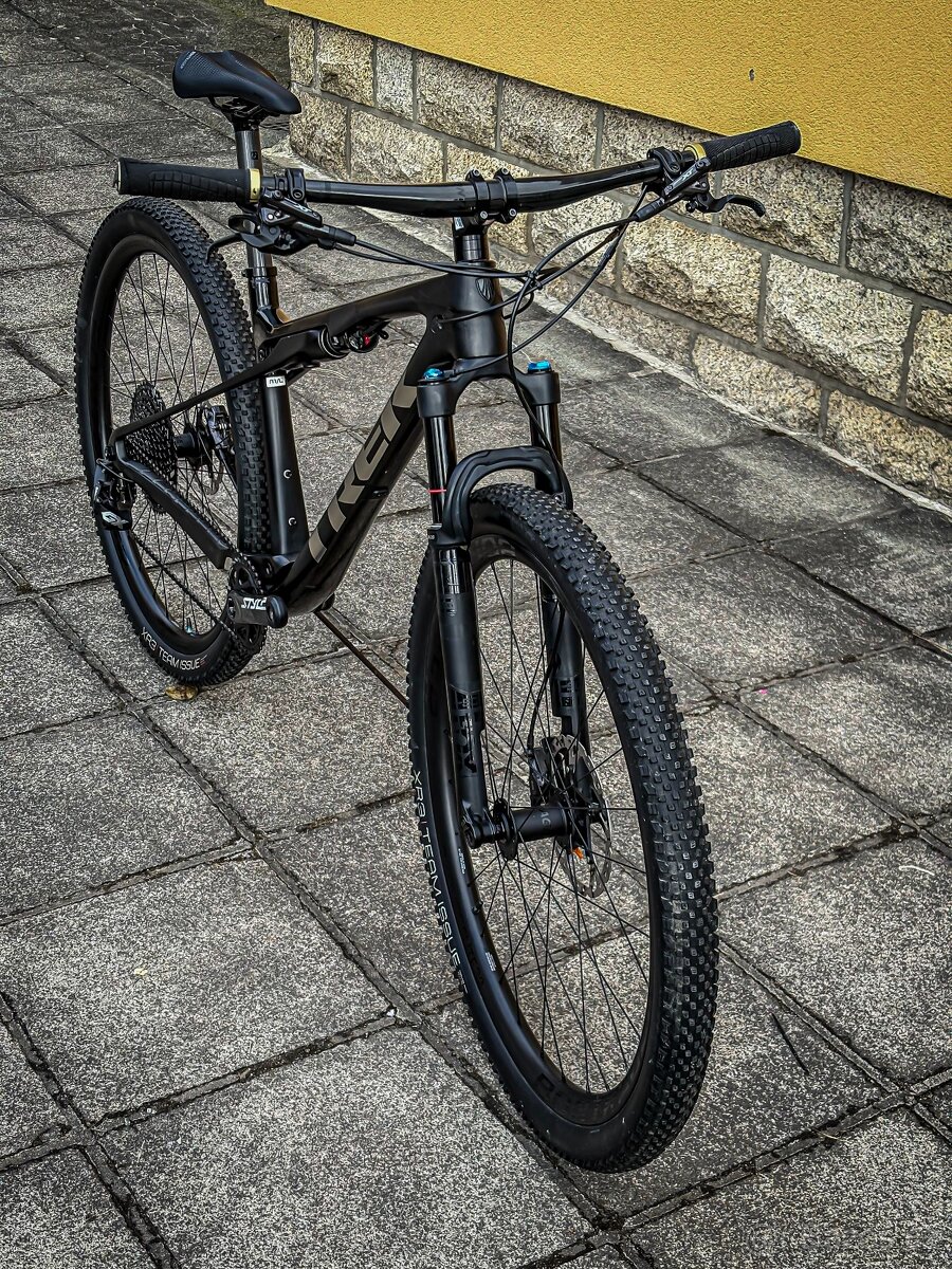 TREK Supercaliber 9.8, vel. M/L - 7