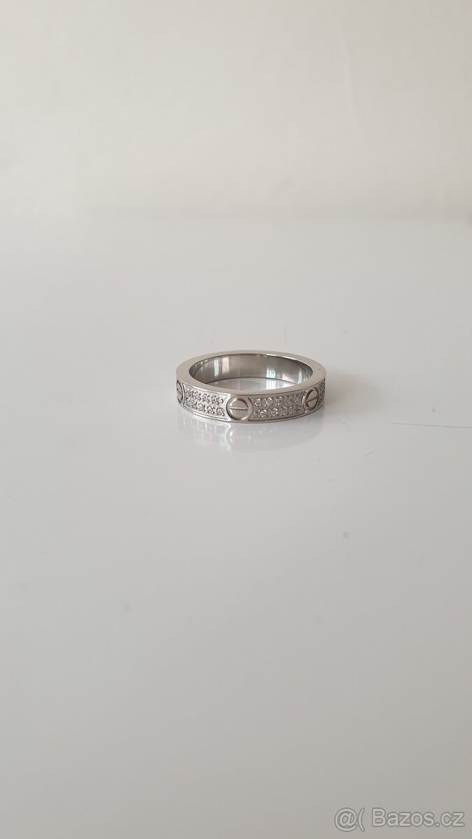 2x pavé Love ring - 7